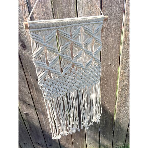 Handmade Boho Macrame Wall Hanging Tapestry Cream Cotton Woven Decor - Picture 4 of 5